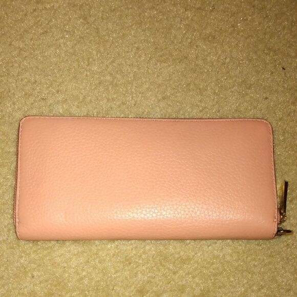 Michael Kors Blush Pink Leather Wallet - Picture 2 of 4